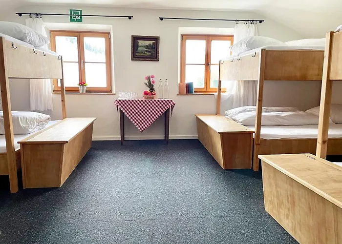 Altes Wallberghaus 게스트하우스 3*