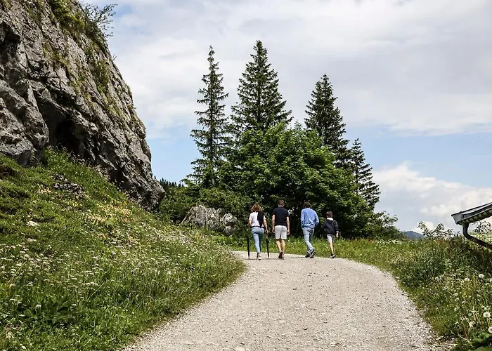 게스트하우스 Altes Wallberghaus Rotta
