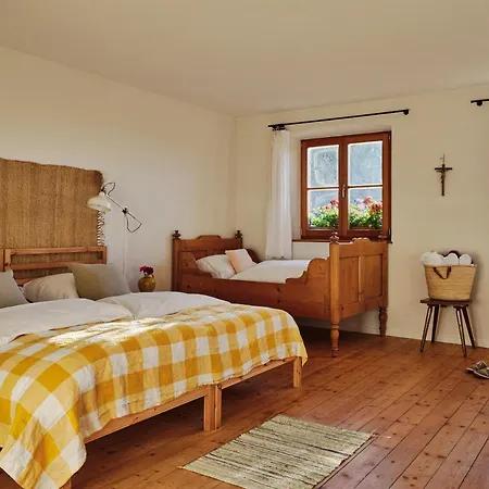 Altes Wallberghaus Gasthof
