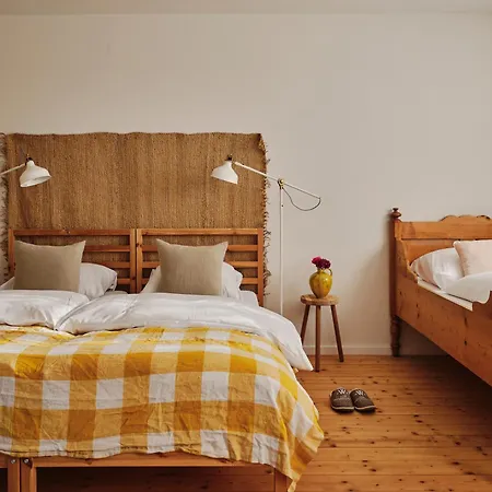 Altes Wallberghaus Guest house